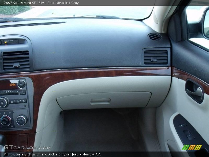 Silver Pearl Metallic / Gray 2007 Saturn Aura XE