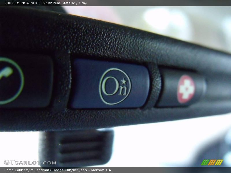 Silver Pearl Metallic / Gray 2007 Saturn Aura XE