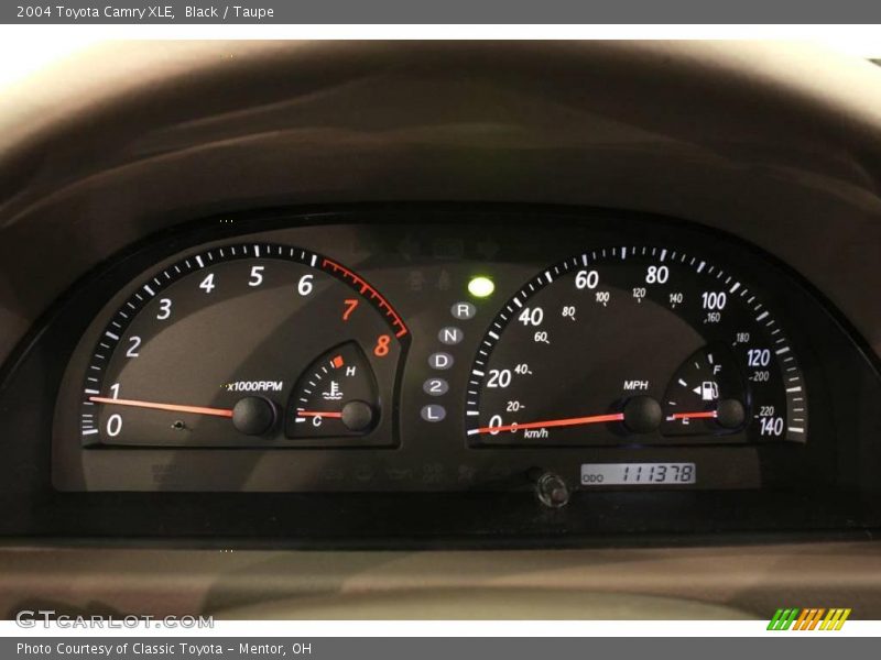 Black / Taupe 2004 Toyota Camry XLE