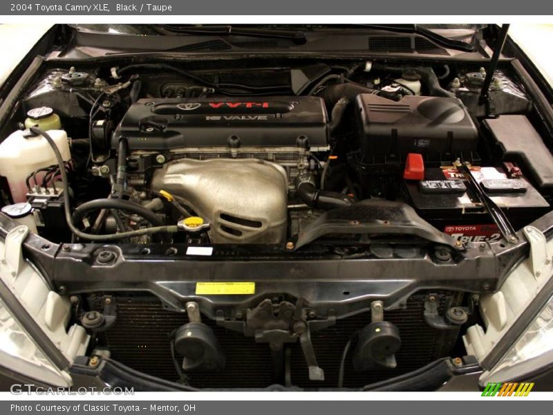 Black / Taupe 2004 Toyota Camry XLE