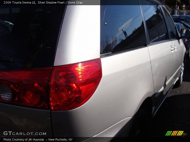 Silver Shadow Pearl / Stone Gray 2006 Toyota Sienna LE