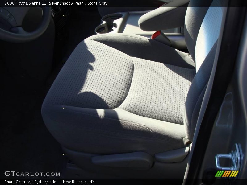 Silver Shadow Pearl / Stone Gray 2006 Toyota Sienna LE