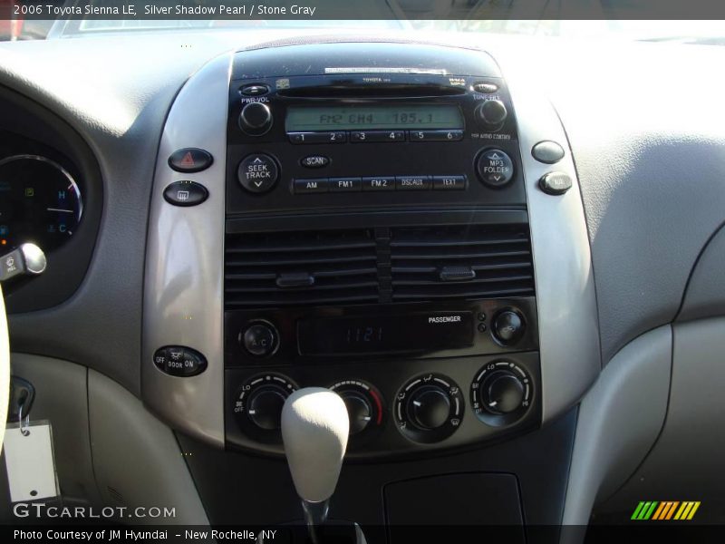 Silver Shadow Pearl / Stone Gray 2006 Toyota Sienna LE