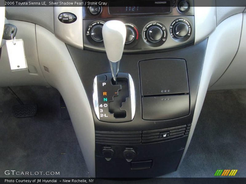Silver Shadow Pearl / Stone Gray 2006 Toyota Sienna LE