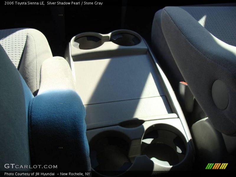 Silver Shadow Pearl / Stone Gray 2006 Toyota Sienna LE