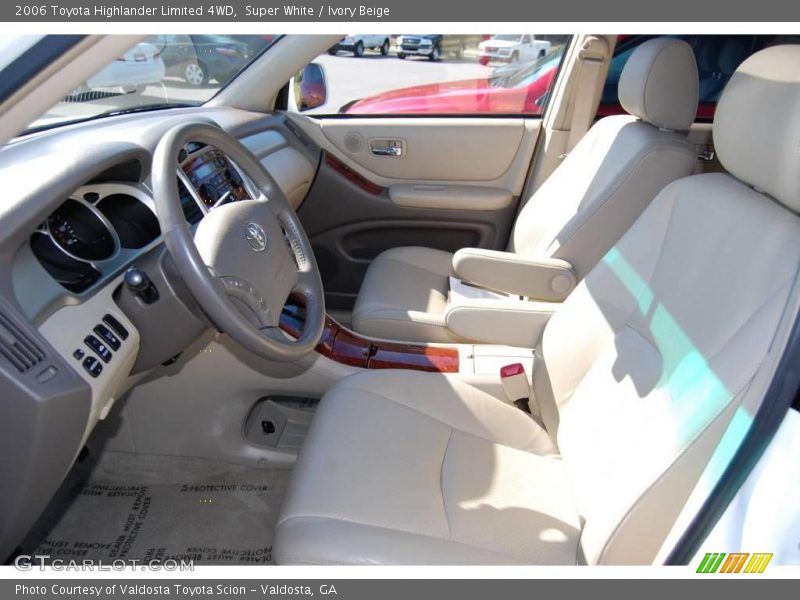 Super White / Ivory Beige 2006 Toyota Highlander Limited 4WD