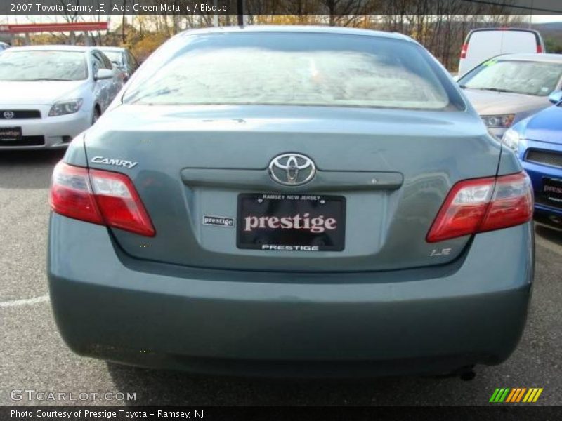 Aloe Green Metallic / Bisque 2007 Toyota Camry LE