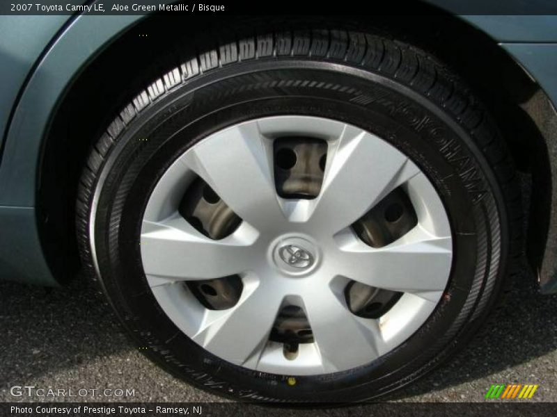 Aloe Green Metallic / Bisque 2007 Toyota Camry LE