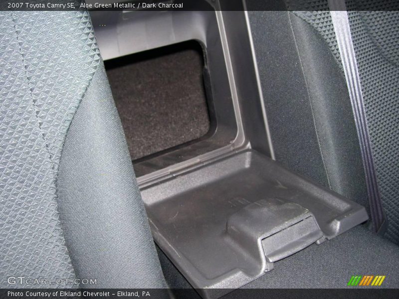 Aloe Green Metallic / Dark Charcoal 2007 Toyota Camry SE