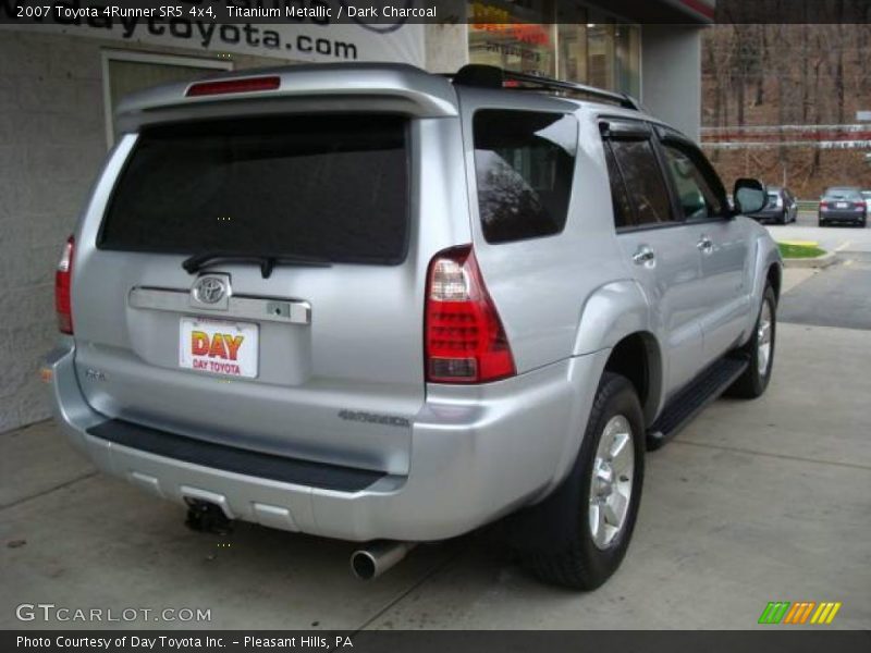 Titanium Metallic / Dark Charcoal 2007 Toyota 4Runner SR5 4x4