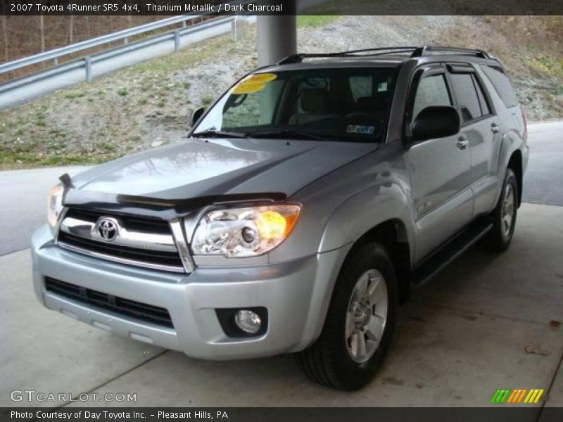 Titanium Metallic / Dark Charcoal 2007 Toyota 4Runner SR5 4x4