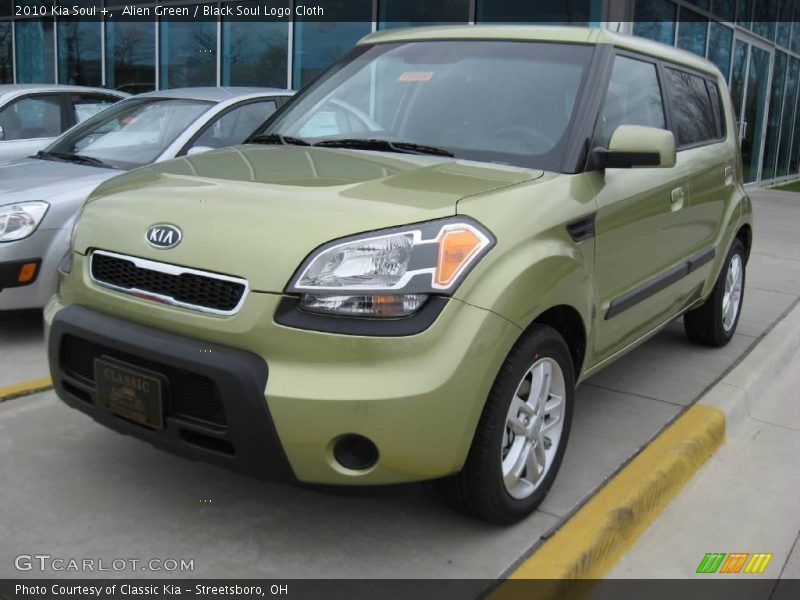 Alien Green / Black Soul Logo Cloth 2010 Kia Soul +