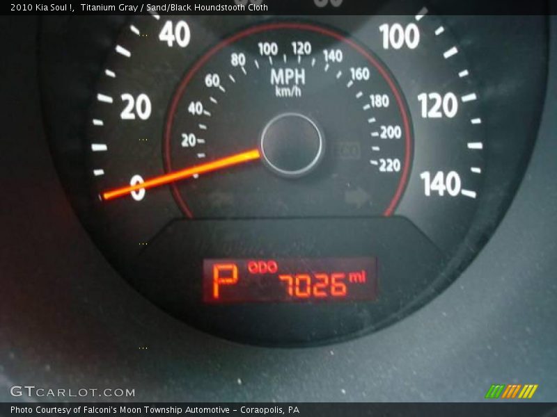Titanium Gray / Sand/Black Houndstooth Cloth 2010 Kia Soul !