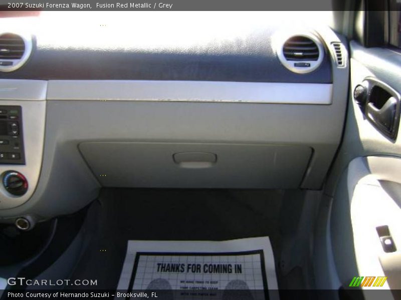 Fusion Red Metallic / Grey 2007 Suzuki Forenza Wagon