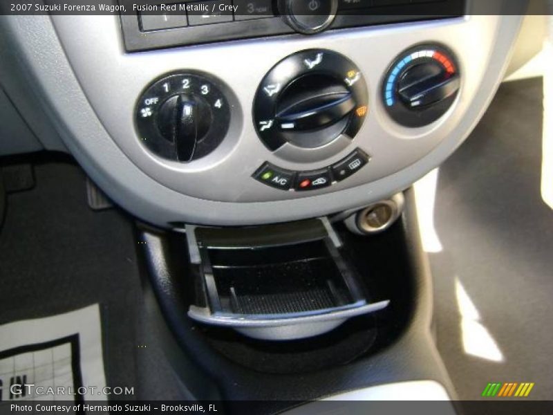 Fusion Red Metallic / Grey 2007 Suzuki Forenza Wagon