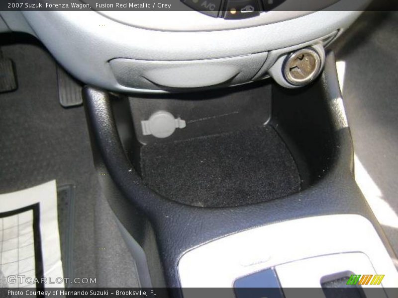 Fusion Red Metallic / Grey 2007 Suzuki Forenza Wagon
