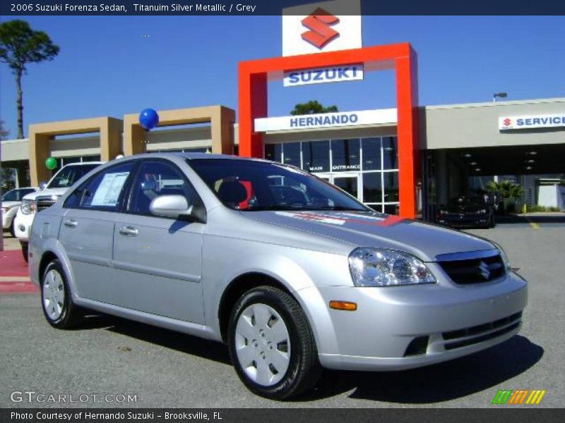 Titanuim Silver Metallic / Grey 2006 Suzuki Forenza Sedan