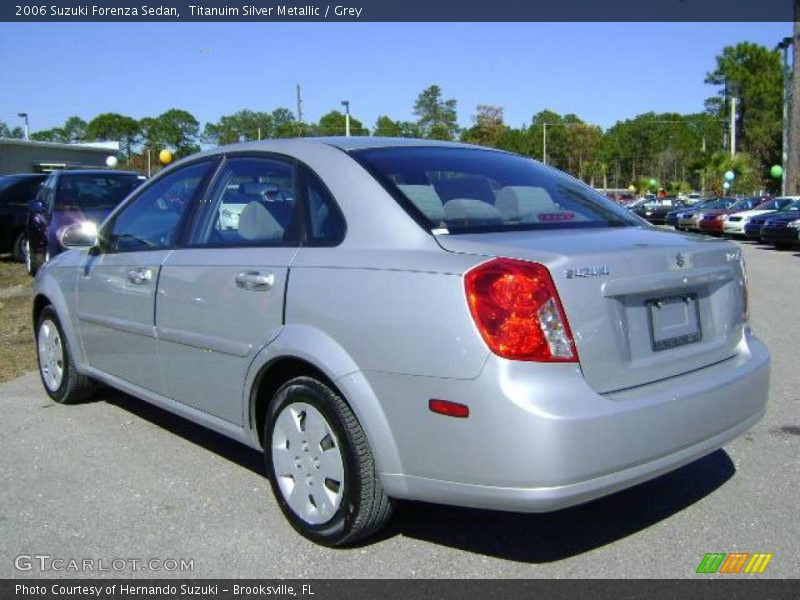 Titanuim Silver Metallic / Grey 2006 Suzuki Forenza Sedan