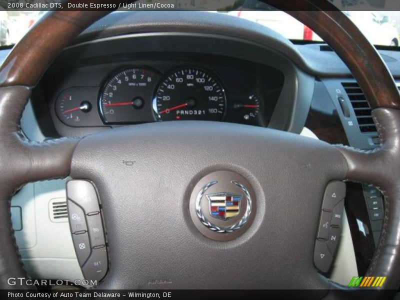 Double Espresso / Light Linen/Cocoa 2008 Cadillac DTS