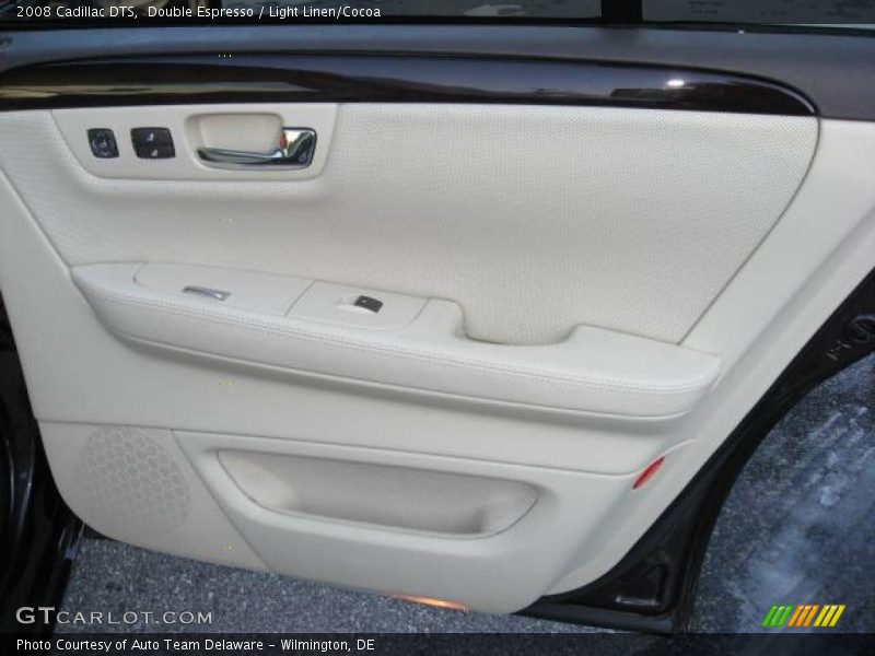 Double Espresso / Light Linen/Cocoa 2008 Cadillac DTS