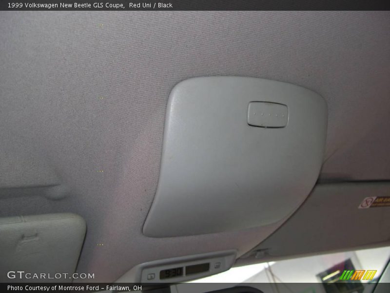 Red Uni / Black 1999 Volkswagen New Beetle GLS Coupe
