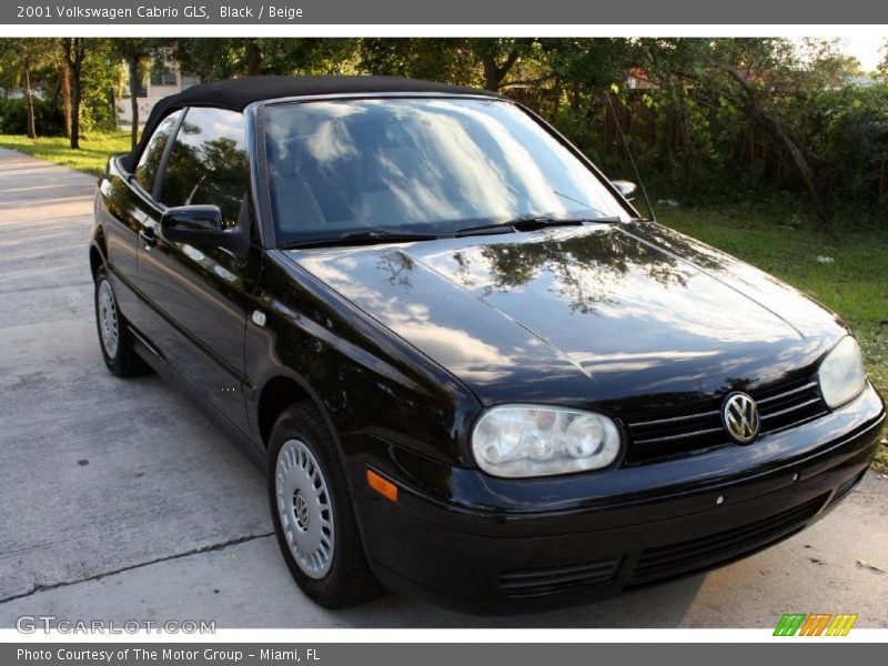 Black / Beige 2001 Volkswagen Cabrio GLS