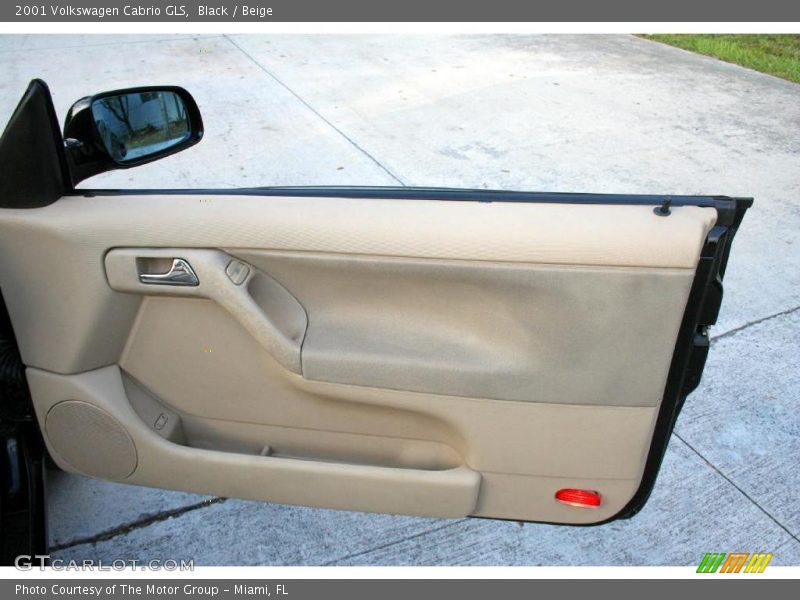 Black / Beige 2001 Volkswagen Cabrio GLS