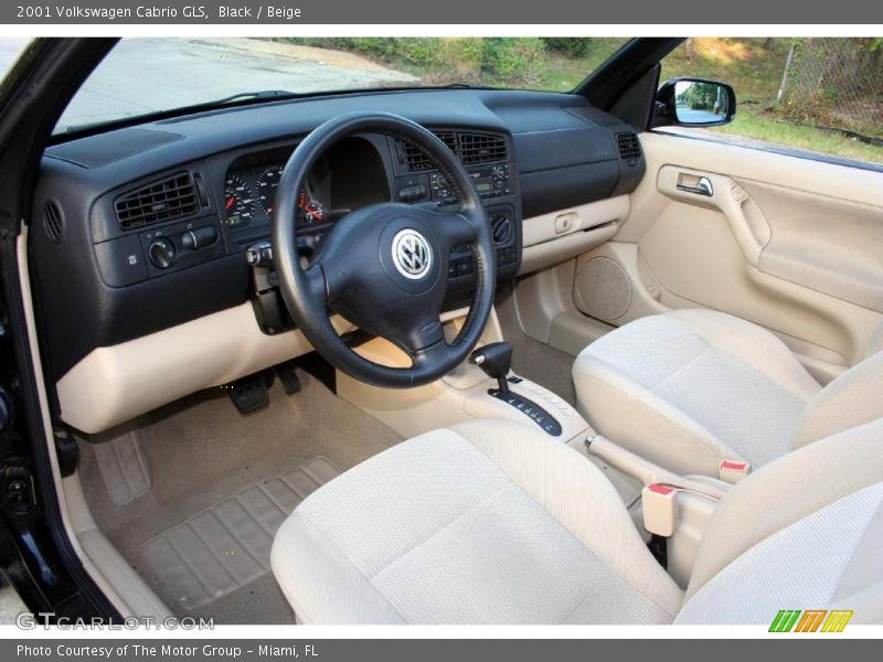 Black / Beige 2001 Volkswagen Cabrio GLS