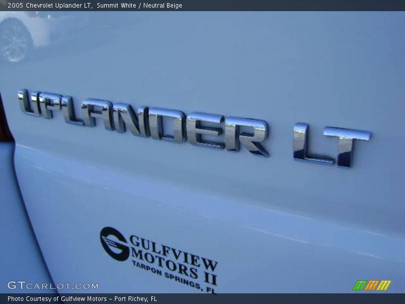 Summit White / Neutral Beige 2005 Chevrolet Uplander LT