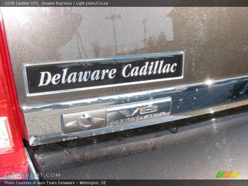 Double Espresso / Light Linen/Cocoa 2008 Cadillac DTS