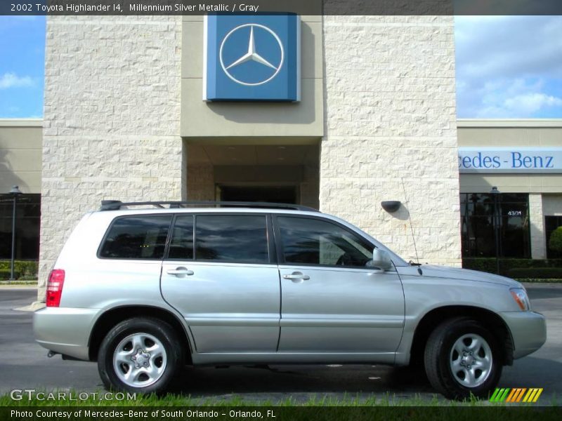 Millennium Silver Metallic / Gray 2002 Toyota Highlander I4