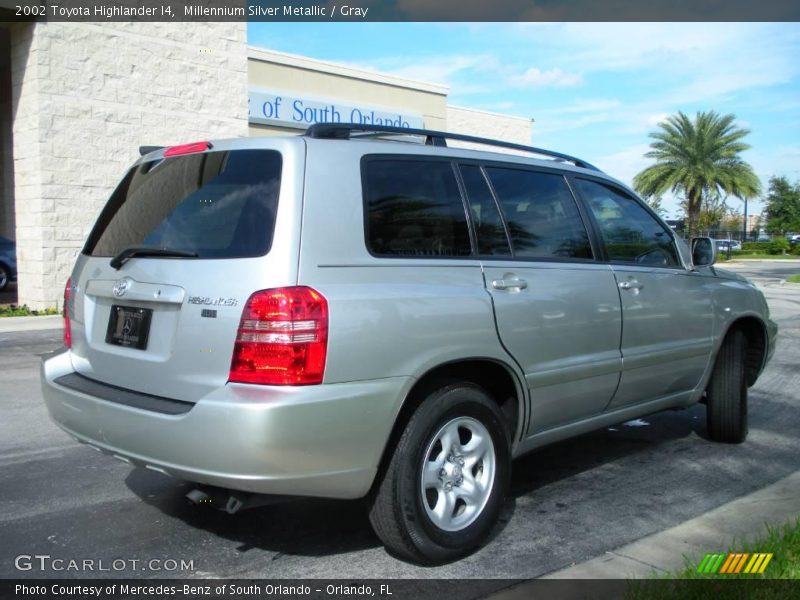 Millennium Silver Metallic / Gray 2002 Toyota Highlander I4
