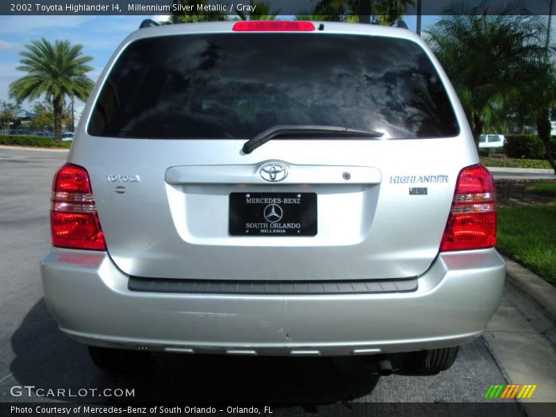 Millennium Silver Metallic / Gray 2002 Toyota Highlander I4