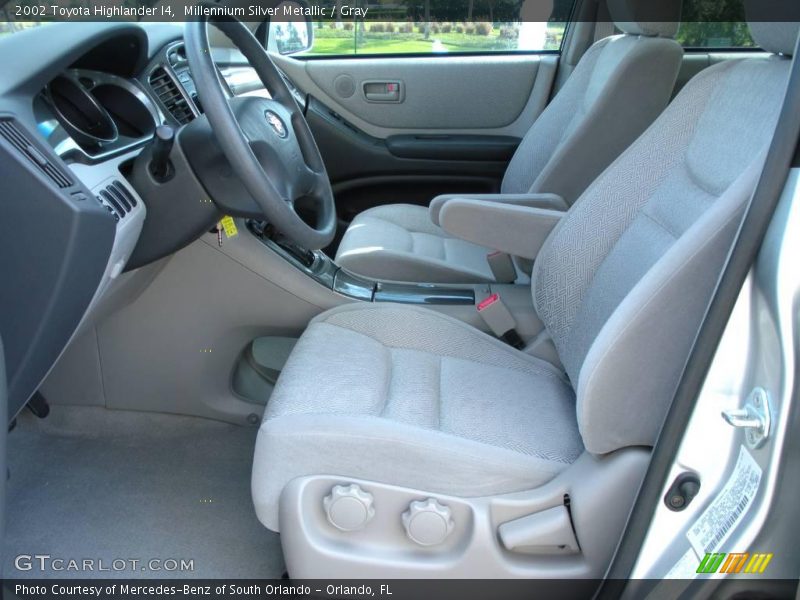Millennium Silver Metallic / Gray 2002 Toyota Highlander I4
