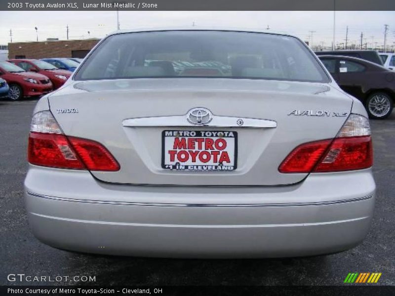 Lunar Mist Metallic / Stone 2003 Toyota Avalon XLS