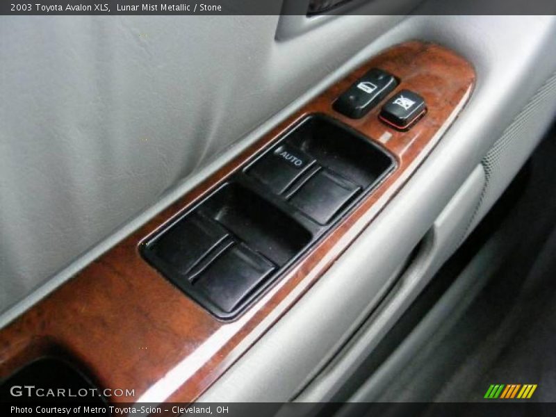 Lunar Mist Metallic / Stone 2003 Toyota Avalon XLS