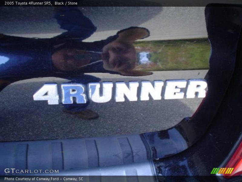 Black / Stone 2005 Toyota 4Runner SR5