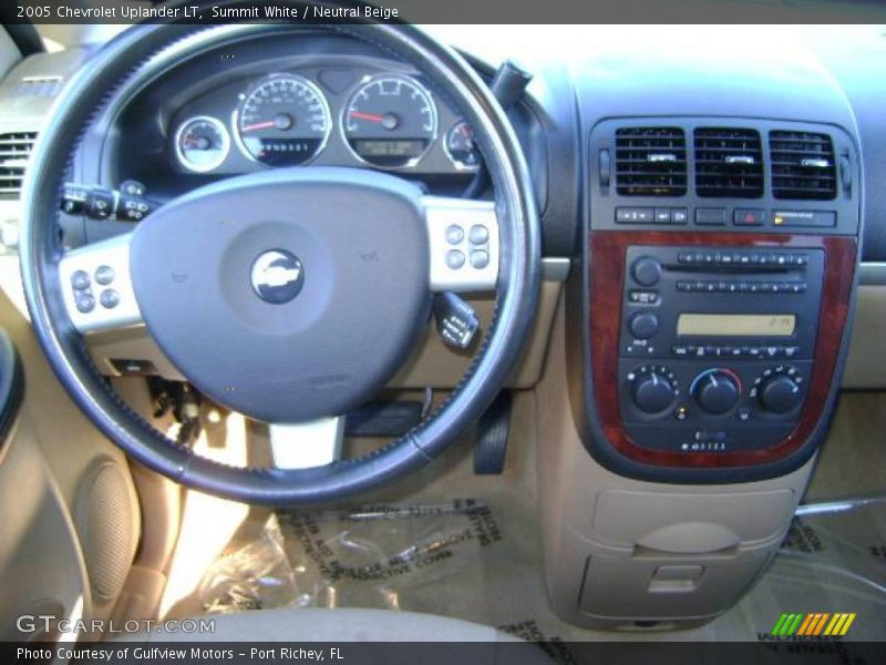 Summit White / Neutral Beige 2005 Chevrolet Uplander LT