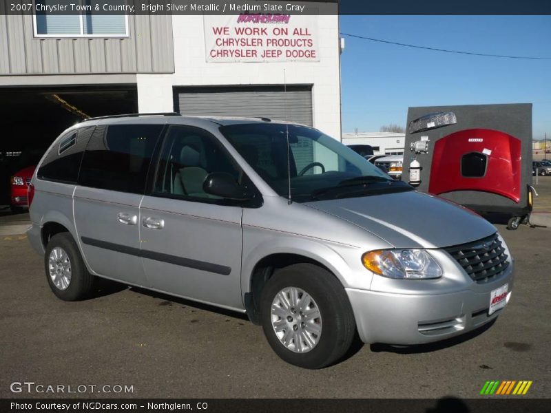 Bright Silver Metallic / Medium Slate Gray 2007 Chrysler Town & Country