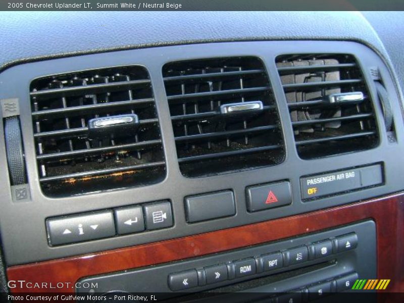 Summit White / Neutral Beige 2005 Chevrolet Uplander LT