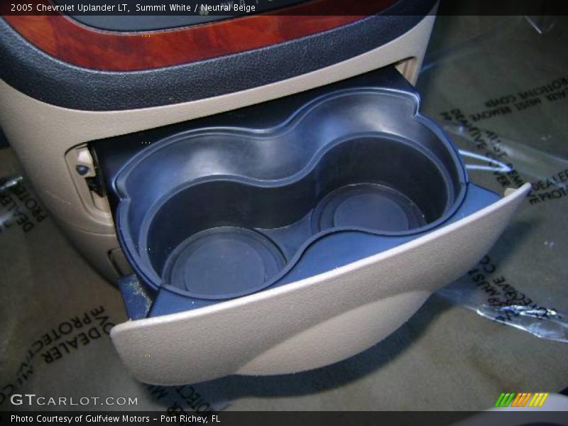 Summit White / Neutral Beige 2005 Chevrolet Uplander LT