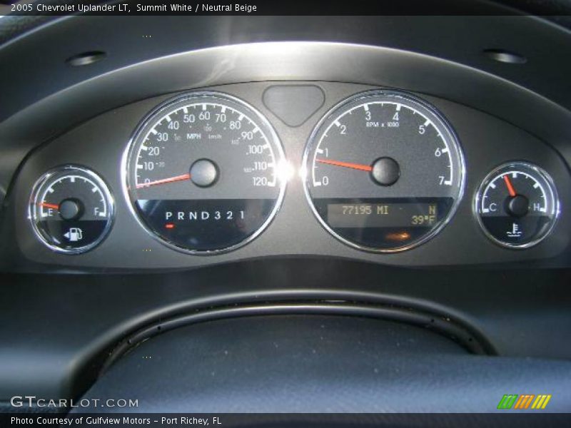 Summit White / Neutral Beige 2005 Chevrolet Uplander LT