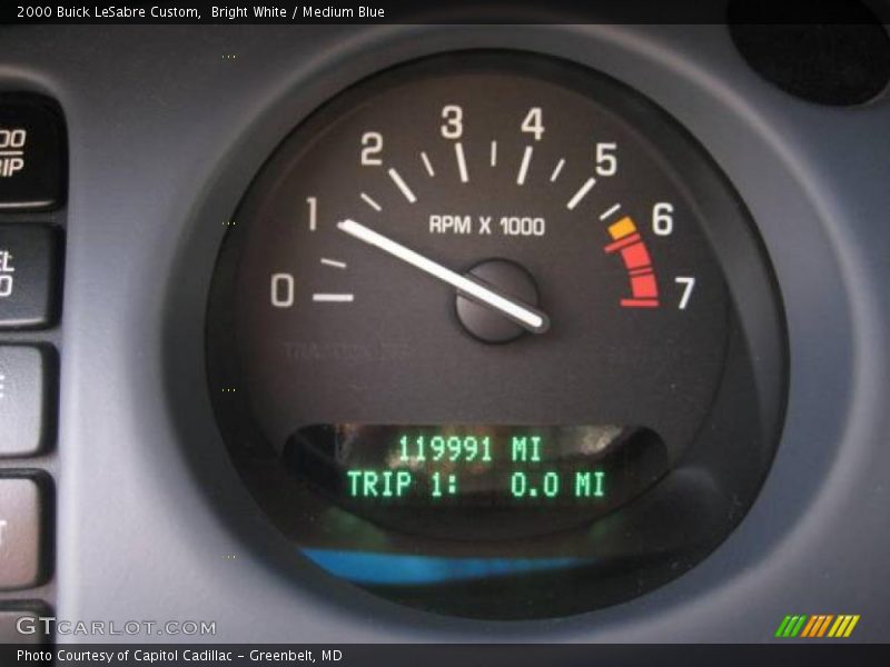 Bright White / Medium Blue 2000 Buick LeSabre Custom