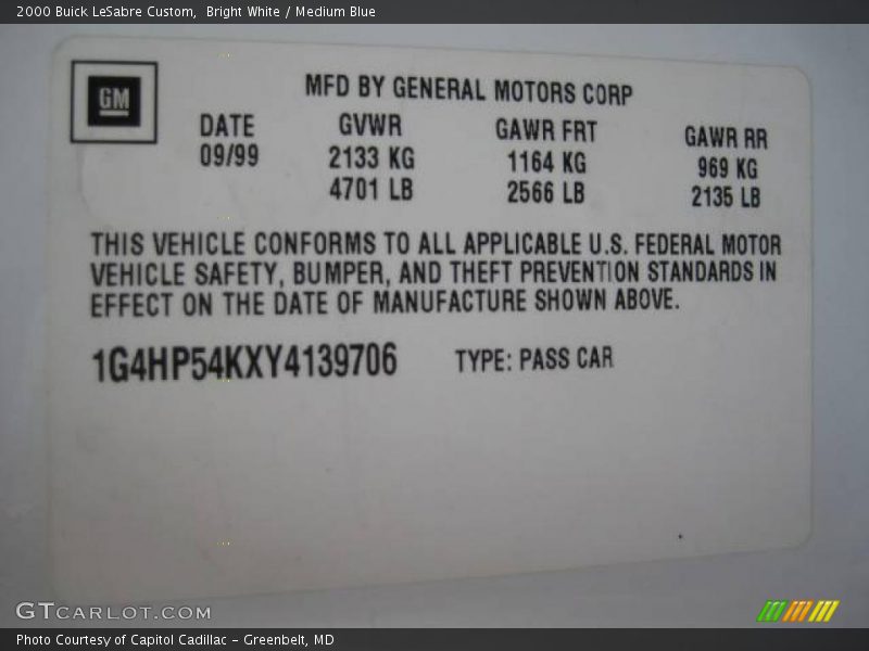 Bright White / Medium Blue 2000 Buick LeSabre Custom