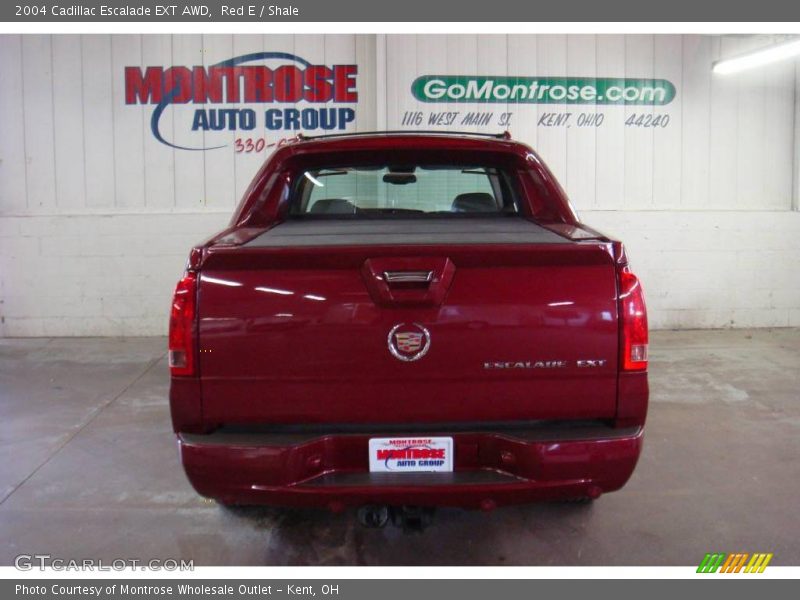 Red E / Shale 2004 Cadillac Escalade EXT AWD