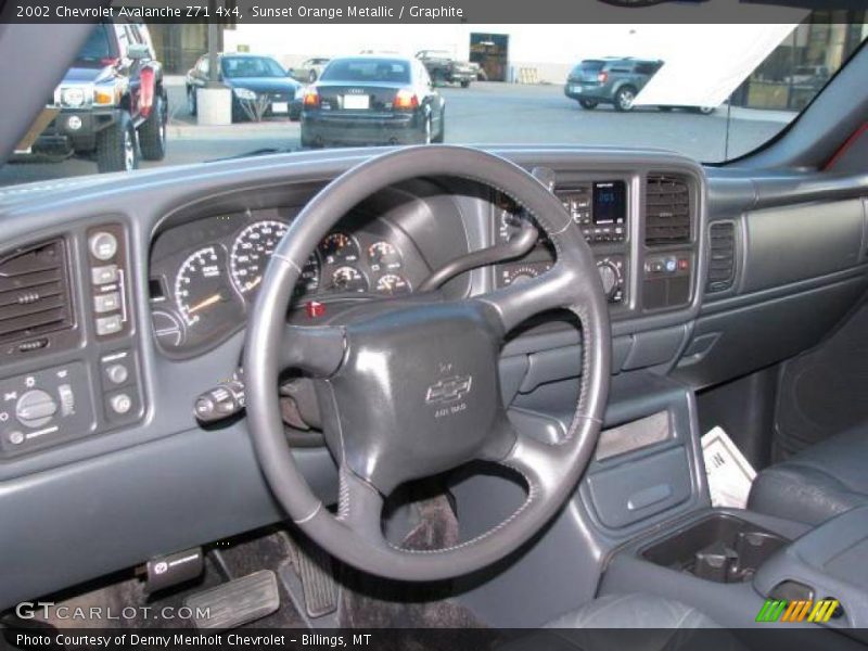 Sunset Orange Metallic / Graphite 2002 Chevrolet Avalanche Z71 4x4