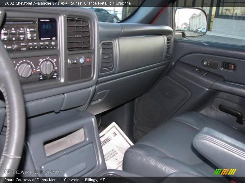 Sunset Orange Metallic / Graphite 2002 Chevrolet Avalanche Z71 4x4