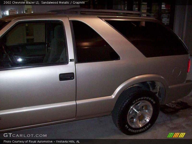 Sandalwood Metallic / Graphite 2002 Chevrolet Blazer LS