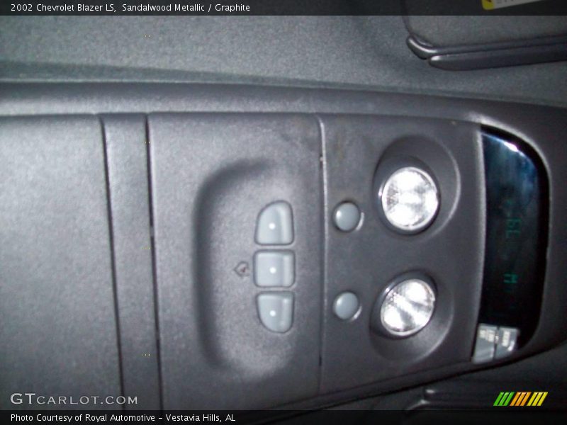 Sandalwood Metallic / Graphite 2002 Chevrolet Blazer LS