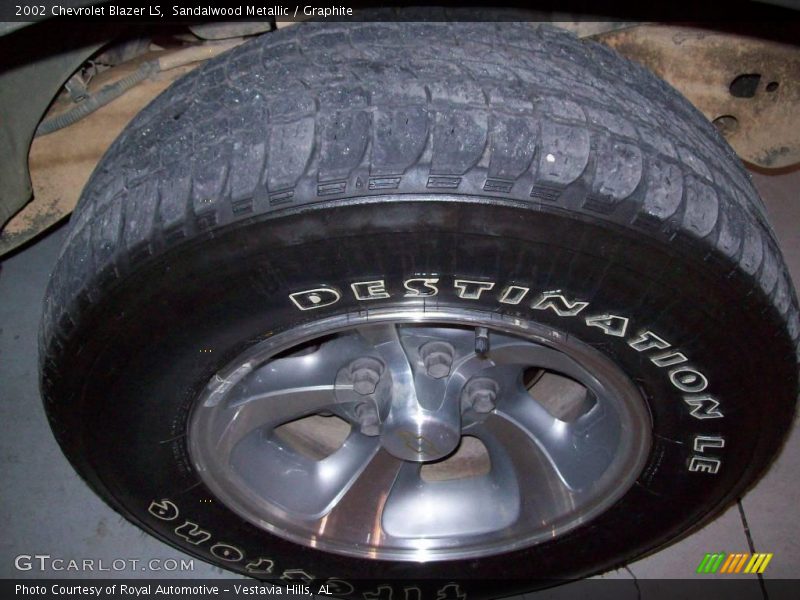 Sandalwood Metallic / Graphite 2002 Chevrolet Blazer LS